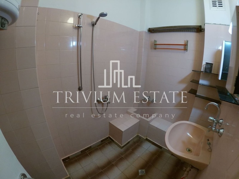 Til leje  1 soveværelse Plovdiv , Tsentar , 75 kvm | 91462554 - billede [8]