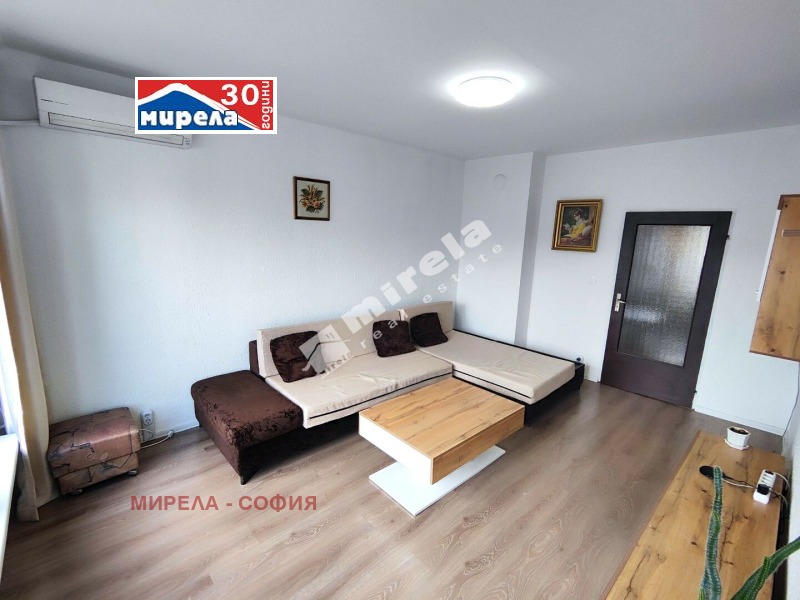 Под наем 3-СТАЕН, град София, Света Троица • 600 € • 81313930 — Holmes.bg