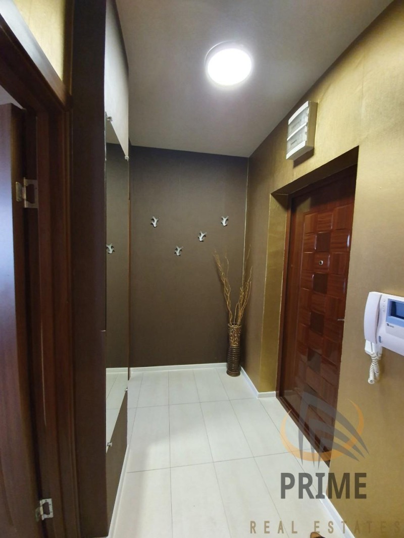 Дава под наем  2-стаен град Бургас , Зорница , 64 кв.м | 34661491 - изображение [9]