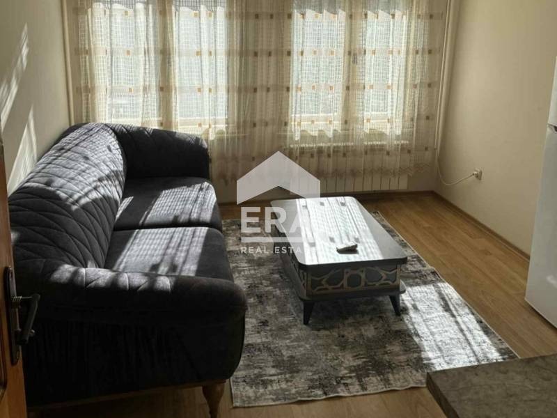 Дава под наем 2-СТАЕН, гр. Хасково, Център, снимка 2 - Апартаменти - 53321686