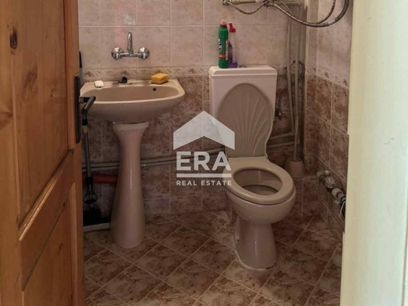 Дава под наем 2-СТАЕН, гр. Хасково, Център, снимка 10 - Апартаменти - 53321686