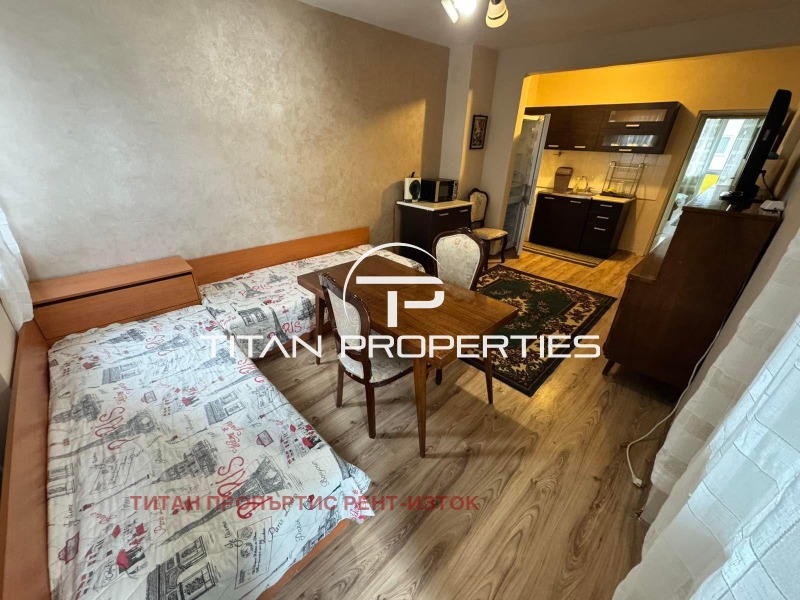 Дава под наем 3-СТАЕН, гр. Бургас, Възраждане, снимка 12 - Апартаменти - 53466945