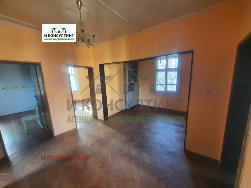 Para alugar  Casa Sofia , Lozenec , 270 m² | 13709063