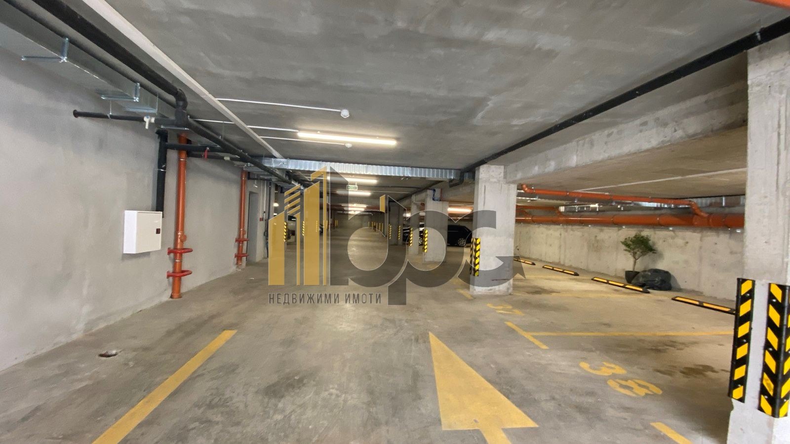 Дава под Наем ПАРКОМЯСТО | Imot.bg — изображение 2