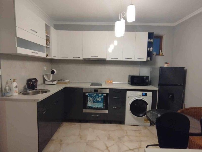 Дава под нем  2-стаен, област Бургас, к.к. Слънчев бряг •  400 EUR • ID 66221784 — holmes.bg - [1] 