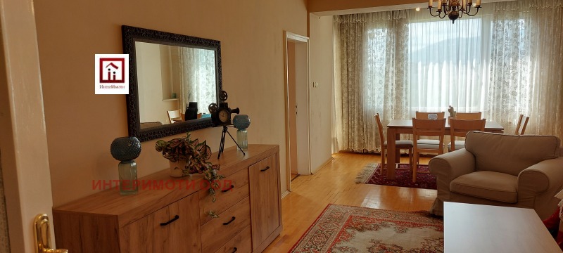 Издаје се  2 спаваће собе Софија , Докторски паметник , 97 м2 | 42857816 - слика [2]