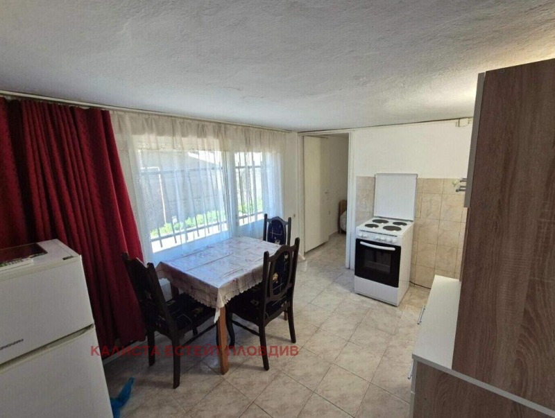 Te huur  1 slaapkamer Plovdiv , Kjutsjuk Parizj , 45 m² | 24327250
