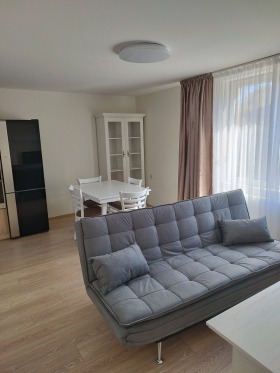 1 chambre Dragalevtsi, Sofia 2