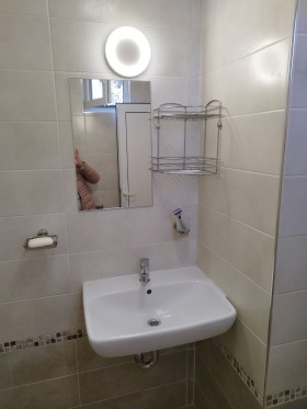 1 chambre Dragalevtsi, Sofia 10