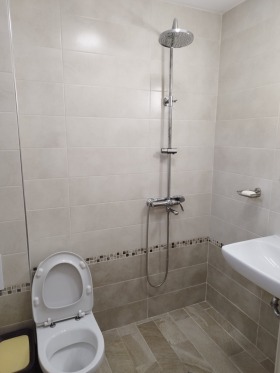 1 chambre Dragalevtsi, Sofia 9