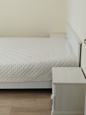 1 chambre Dragalevtsi, Sofia 8