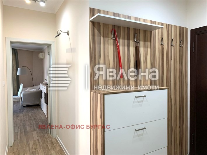 Дава под наем 3-СТАЕН, гр. Бургас, Лазур, снимка 13 - Апартаменти - 53289106