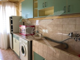 1 chambre Vladislav Varnentchik 1, Varna