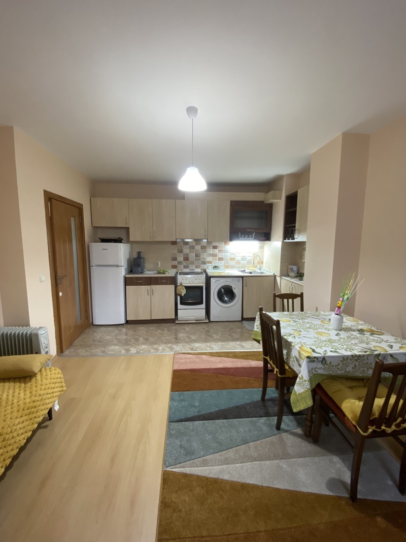 Издаје се  1 спаваћа соба Софија , Лјулин 8 , 60 м2 | 92828416