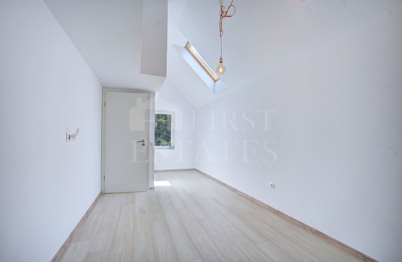 Kiadó  Ház Sofia , Dragalevci , 270 négyzetméter | 80918152 - kép [11]