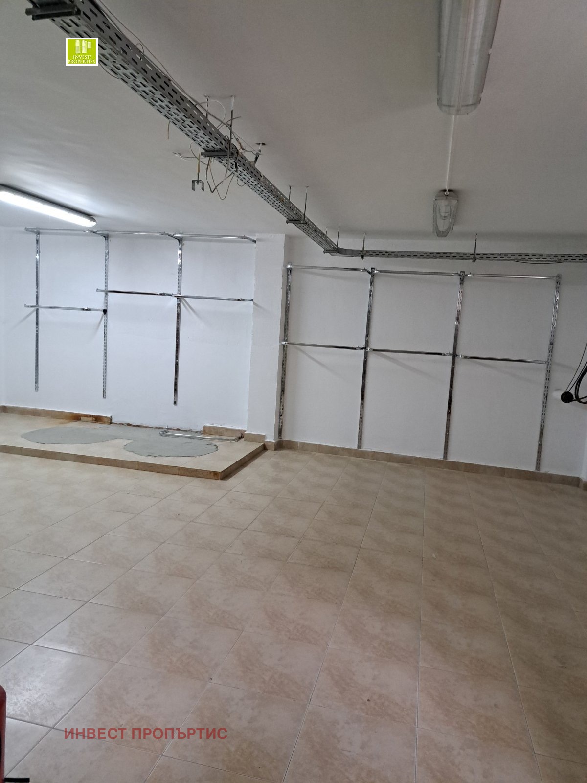 Дава под наем СКЛАД, гр. София, ПЗ Хладилника, снимка 4 - Складове - 54754153