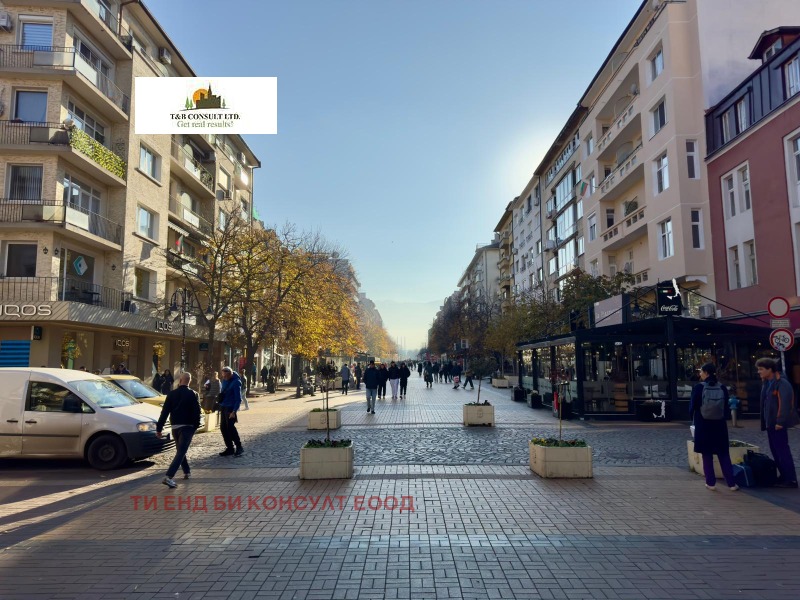 Дава под Наем 4-СТАЕН в град София, Център - 100 кв.м / 850 € » 1 662.46 лв., ТИ ЕНД БИ КОНСУЛТ ЕООД