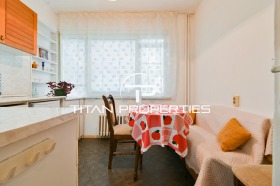 Studio Borovo, Sofia 1