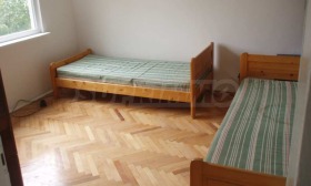 1 Schlafzimmer Lewski 1, Warna 6