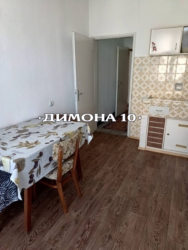 De inchiriat  2 dormitoare Ruse , Șiroc țentâr , 100 mp | 29761332 - imagine [10]