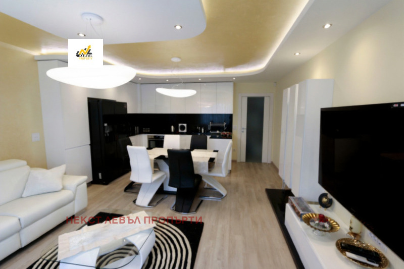 Дава под наем 3-СТАЕН, гр. София, Център