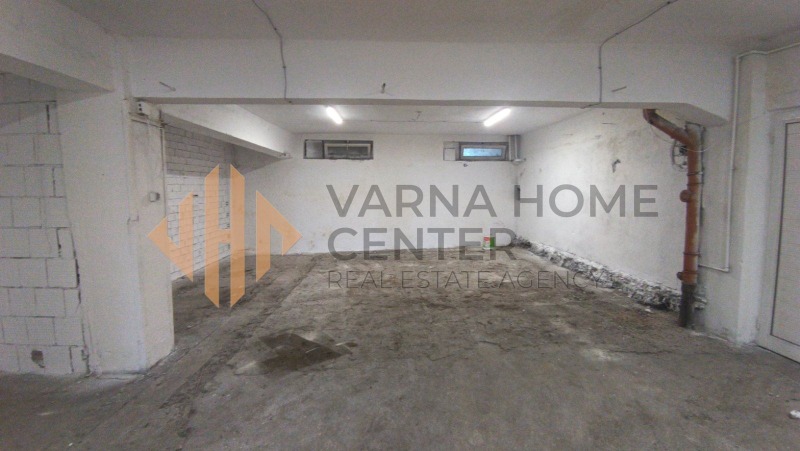 Til leje  Industribygning Varna , Zapadna promishlena zona , 350 kvm | 42433746 - billede [8]
