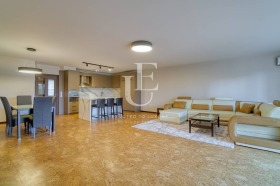 4-СТАЕН, 305 m2