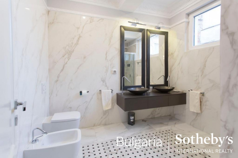 En renta  2 dormitorios Sofia , Tsentar , 150 metros cuadrados | 47917610 - imagen [15]