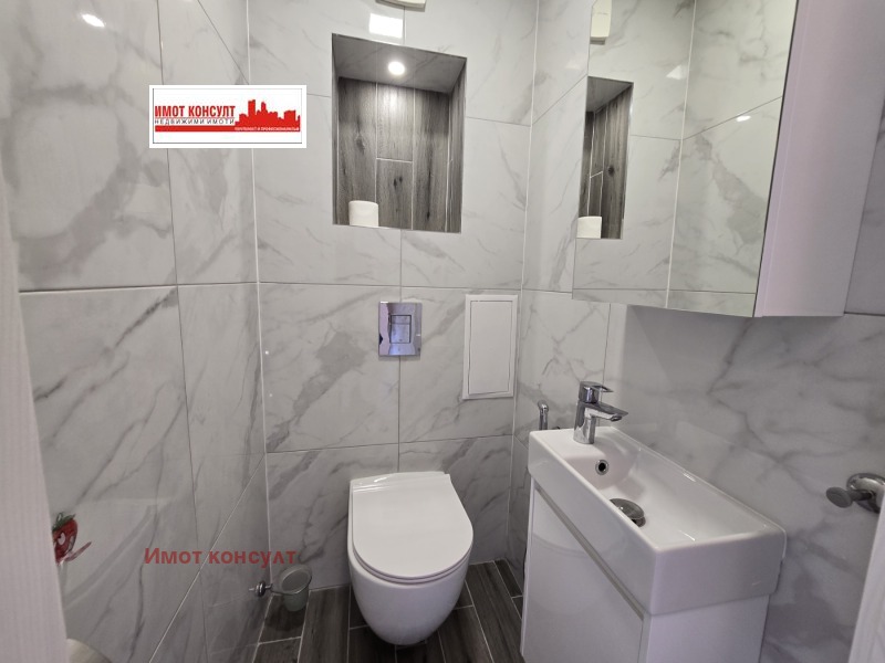 Te huur  3 slaapkamers Plovdiv , Tsentar , 130 m² | 14082315 - afbeelding [12]