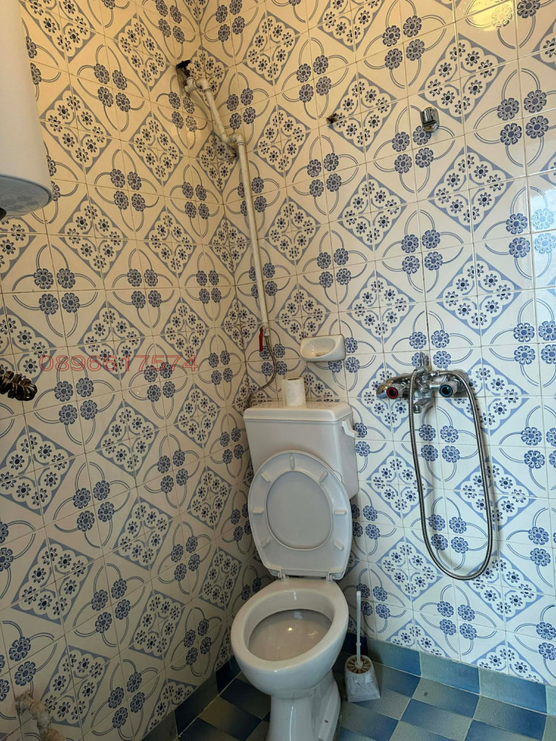 Дава под наем КЪЩА, гр. Варна, Трошево, снимка 2 - Къщи - 53523992