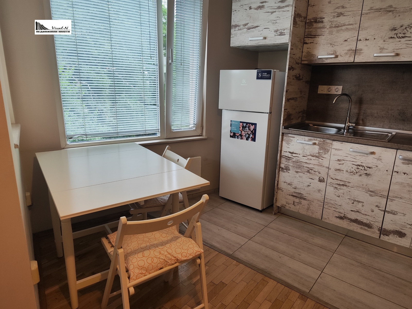 Дава под наем 2-СТАЕН, гр. София, Център, снимка 4 - Апартаменти - 53767811