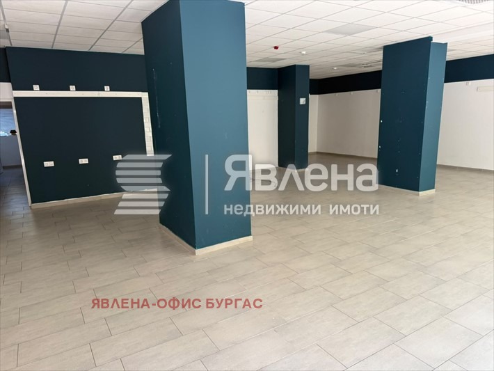 Дава под наем МАГАЗИН, гр. Бургас, Център