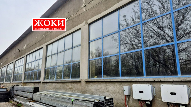 Дава под Наем СКЛАД в град Перник, Промишлена зона - 700 кв.м / 3 500 € » 6 845.41 лв., ЖОКИ ЕООД