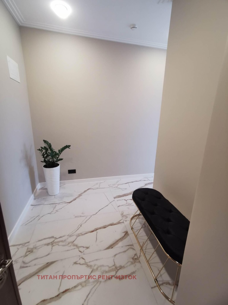 Дава под наем ОФИС, гр. Бургас, Зорница, снимка 3 - Офиси - 52652251