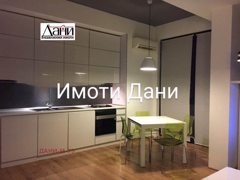 En renta  1 dormitorio Shumen , Tombul dzhamiya , 65 metros cuadrados | 40244321 - imagen [8]