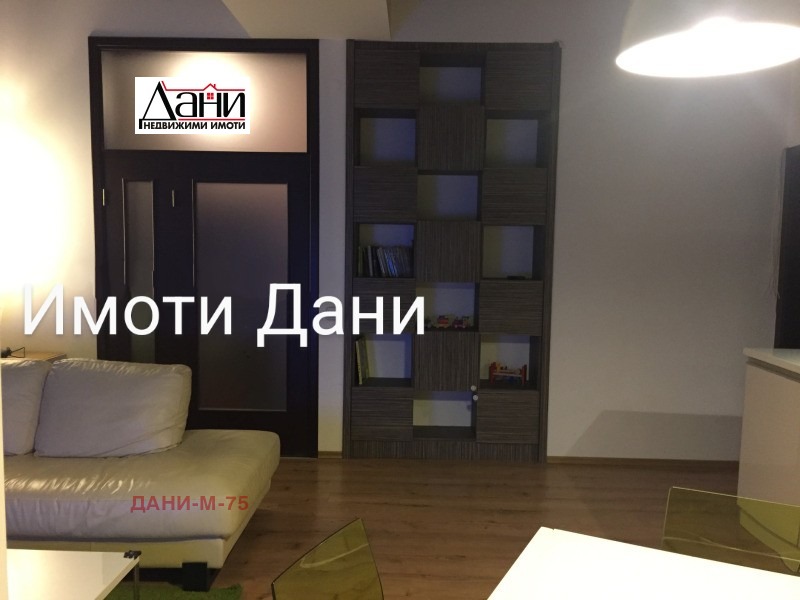 En renta  1 dormitorio Shumen , Tombul dzhamiya , 65 metros cuadrados | 40244321 - imagen [7]