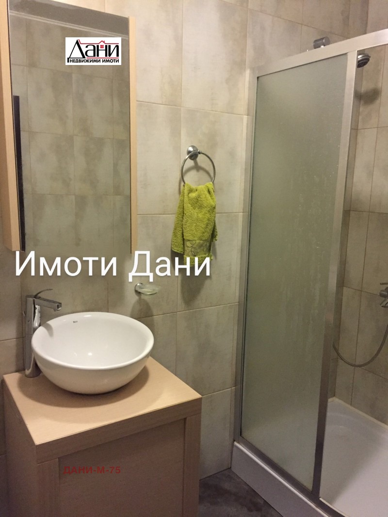 En renta  1 dormitorio Shumen , Tombul dzhamiya , 65 metros cuadrados | 40244321 - imagen [6]