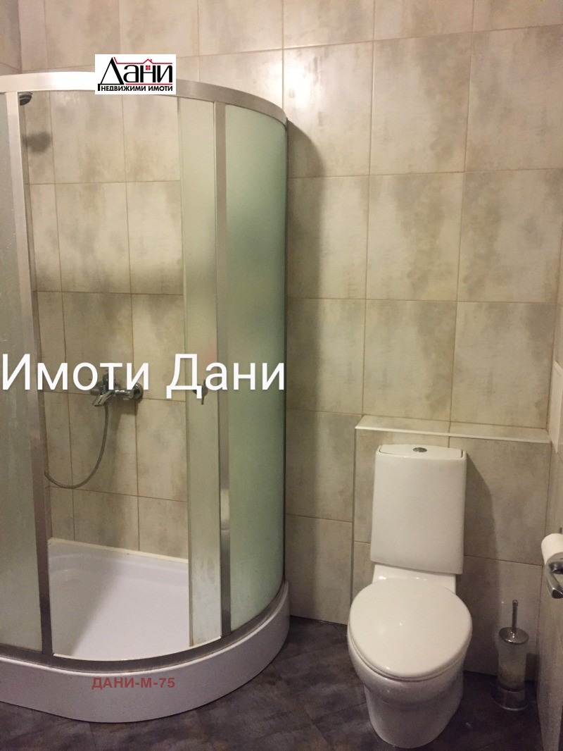 En renta  1 dormitorio Shumen , Tombul dzhamiya , 65 metros cuadrados | 40244321 - imagen [5]