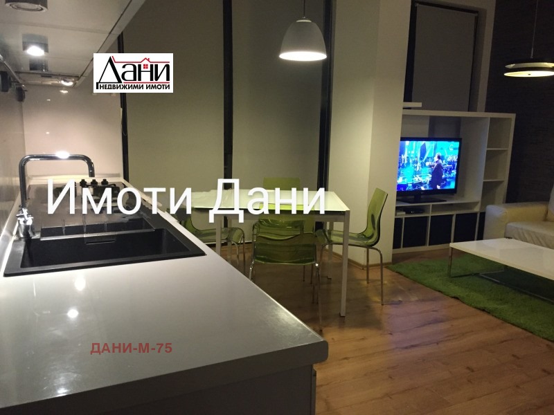 En renta  1 dormitorio Shumen , Tombul dzhamiya , 65 metros cuadrados | 40244321 - imagen [2]