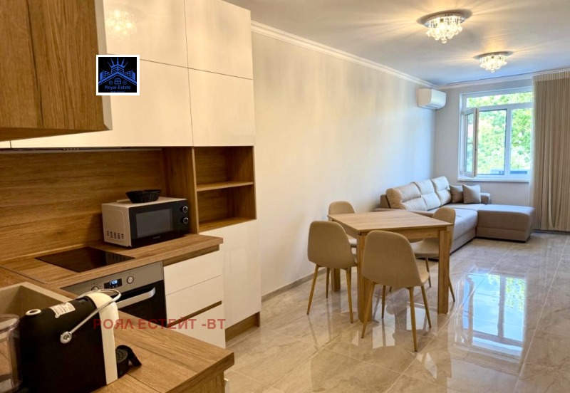 В оренду  2 спальні Велико Търново , Център , 130 кв.м | 90973099 - зображення [2]