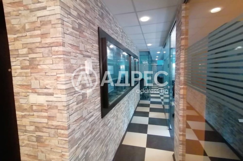 Da affittare  Ufficio Sofia , Tsentar , 110 mq | 95219636 - Immagine [2]