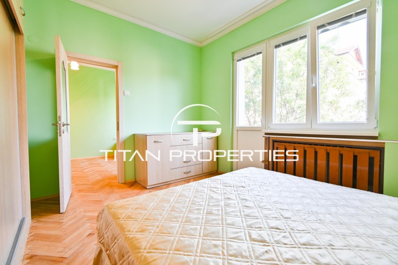 Дава под наем 3-СТАЕН, гр. София, Център, снимка 2 - Апартаменти - 53423807