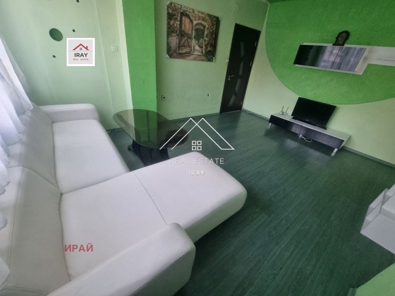 Te huur  3+ slaapkamer Stara Zagora , Tri tsjutsjura - jug , 100 m² | 15862691