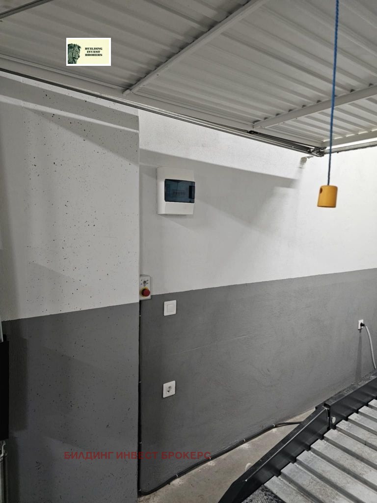 Til leje  Garage Sofia , Reduta , 17 kvm | 72263664 - billede [2]