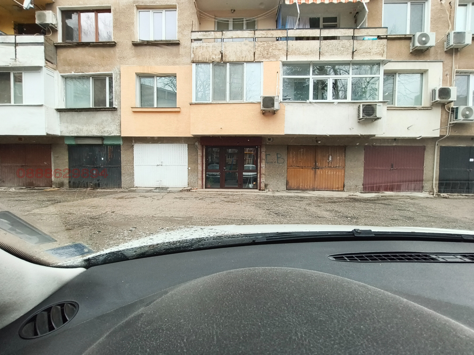Дава под наем МАГАЗИН, гр. Враца, Център, снимка 2 - Магазини - 54424519