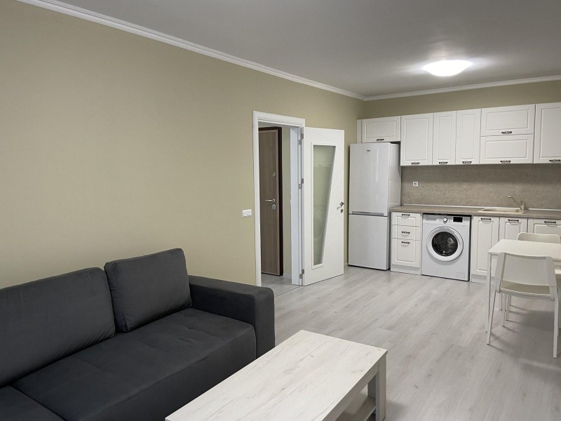 Da affittare  1 camera da letto Plovdiv , Marasha , 65 mq | 15106371 - Immagine [2]