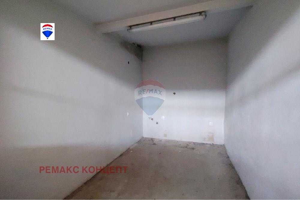 Дава под наем СКЛАД, гр. Шумен, Тракия, снимка 4 - Складове - 53983684