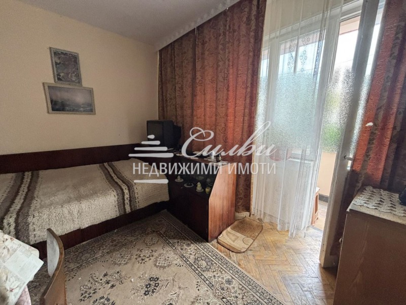 Te huur  1 slaapkamer Sjumen , Tsentar , 65 m² | 15036454 - afbeelding [2]