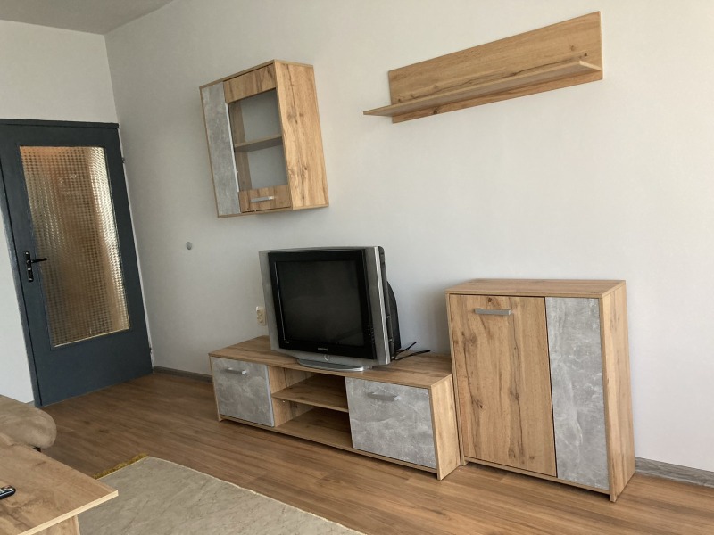 Te huur  2 slaapkamers Varna , Avtogara , 77 m² | 69818329 - afbeelding [2]