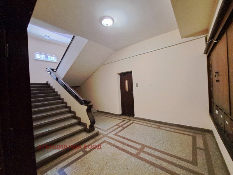 Vuokrattavana  Toimisto Sofia , Tsentar , 70 neliömetriä | 27497092